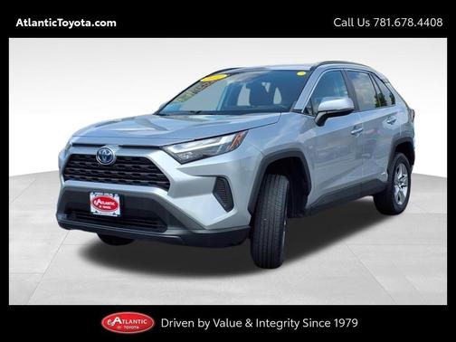 2022 Toyota RAV4 Hybrid XLE