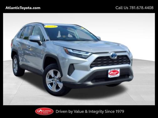 2022 Toyota RAV4 Hybrid XLE