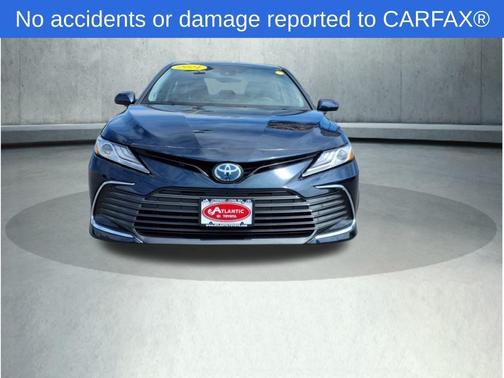 2021 Toyota Camry Hybrid XLE