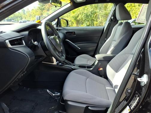 2023 Toyota Corolla Cross Hybrid S