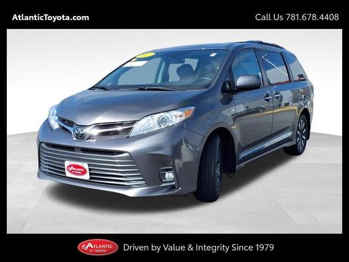 2020 Toyota Sienna XLE