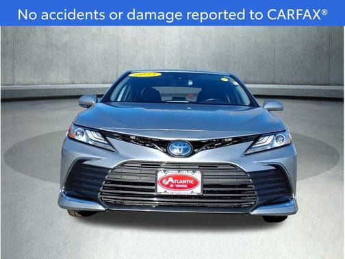 2023 Toyota Camry Hybrid XLE
