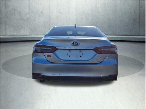 2023 Toyota Camry Hybrid XLE