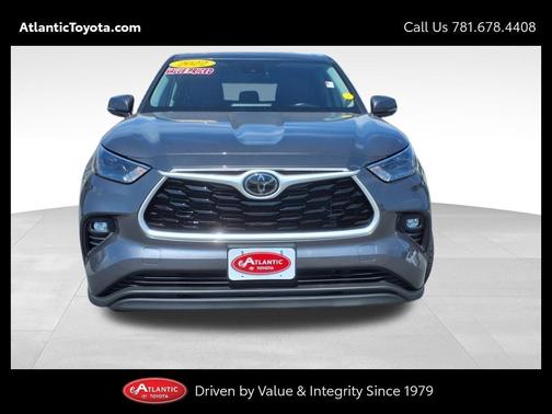 2022 Toyota Highlander LE