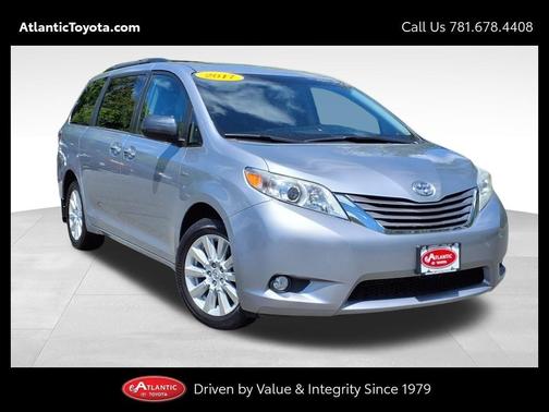 2017 Toyota Sienna XLE