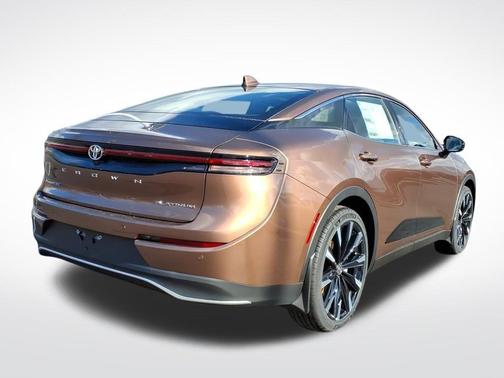 2026 Toyota Crown Platinum