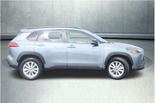 CELESTITE 2025 Toyota Corolla Cross LE