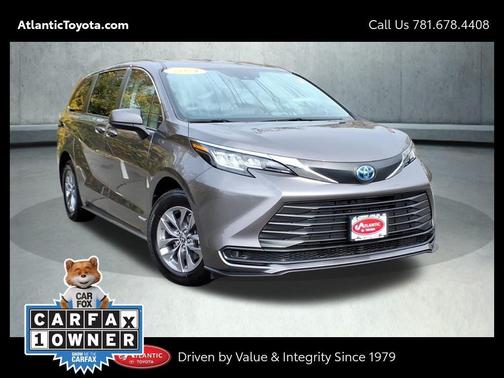 2021 Toyota Sienna LE