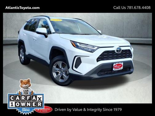 2022 Toyota RAV4 XLE