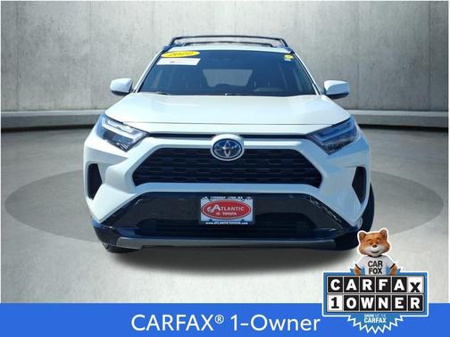2022 Toyota RAV4 Hybrid SE