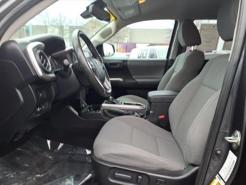 2020 Toyota Tacoma SR5