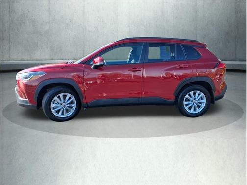 2023 Toyota Corolla Cross LE