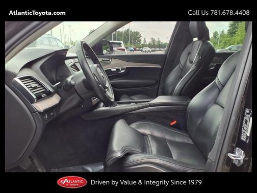 2021 Volvo XC90 T6 Inscription 7 Passenger