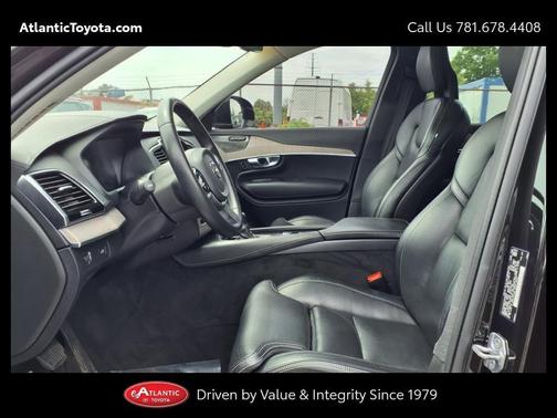 2021 Volvo XC90 T6 Inscription 7 Passenger