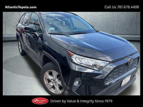 2020 Toyota RAV4 XLE