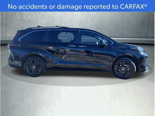 2024 Toyota Sienna Woodland Edition