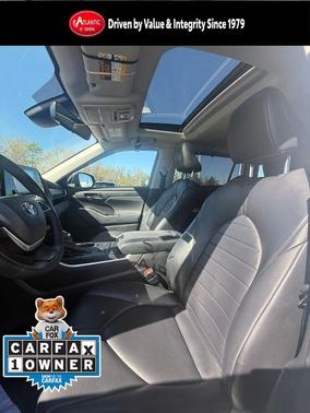 Pearl 2022 Toyota Highlander XLE