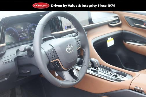 Black 2026 Toyota Crown Signia Limited