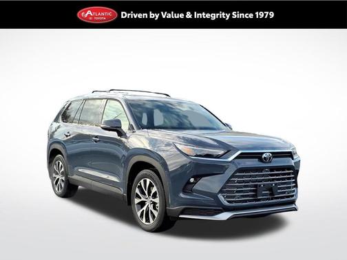 2026 Toyota Highlander Hybrid 