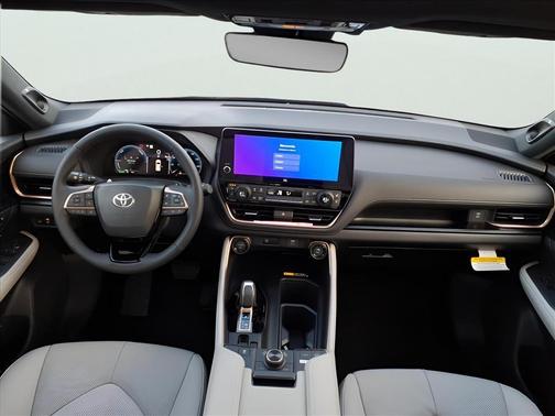 2026 Toyota Highlander Hybrid 