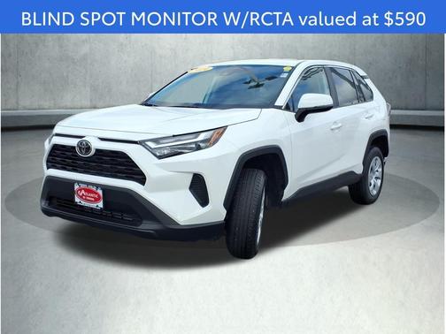 2024 Toyota RAV4 LE