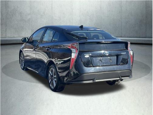 2016 Toyota Prius Three Touring