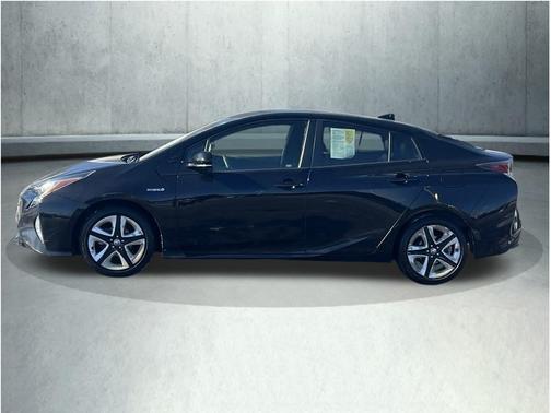2016 Toyota Prius Three Touring