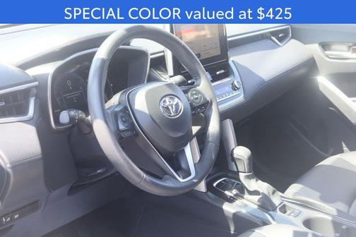 Pearl 2024 Toyota Corolla Cross XLE