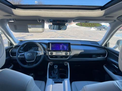2024 Toyota Grand Highlander XLE