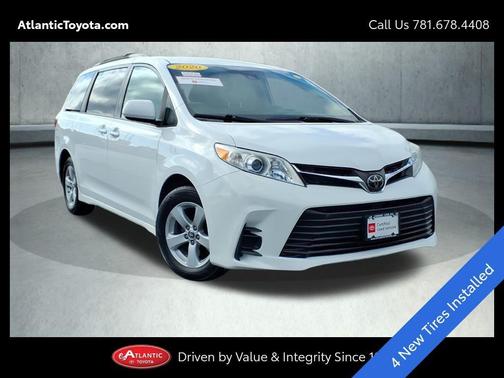 2020 Toyota Sienna LE