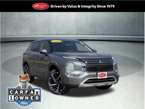 2023 Mitsubishi Outlander SE