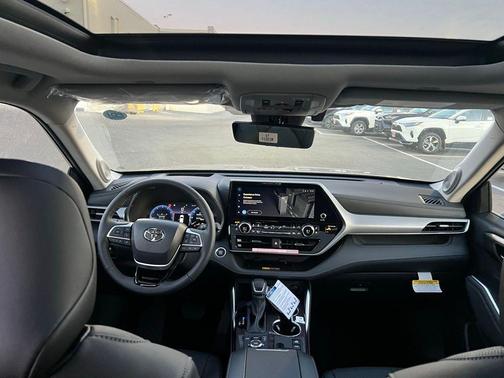 2026 Toyota Highlander Limited