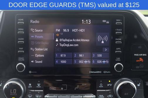 Midnight Black Metallic 2022 Toyota Highlander XLE