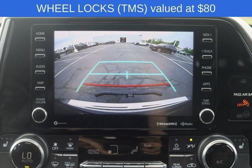 Midnight Black Metallic 2022 Toyota Highlander XLE