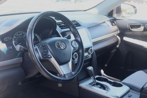 Magnetic Gray Metallic 2013 Toyota Camry SE