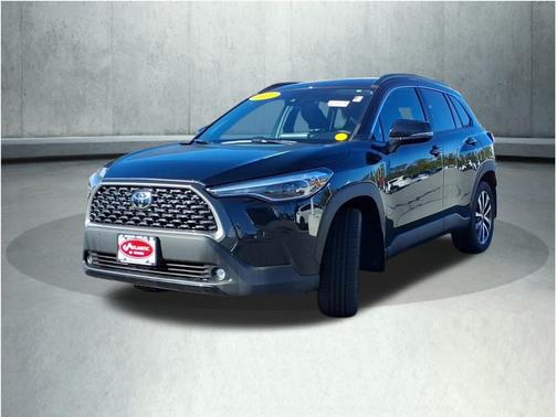 2022 Toyota Corolla Cross XLE