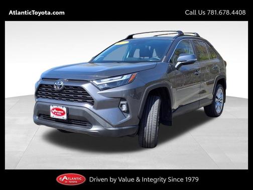 2022 Toyota RAV4 XLE Premium