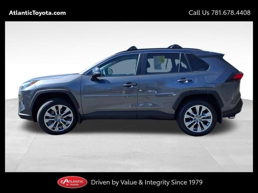 2022 Toyota RAV4 XLE Premium