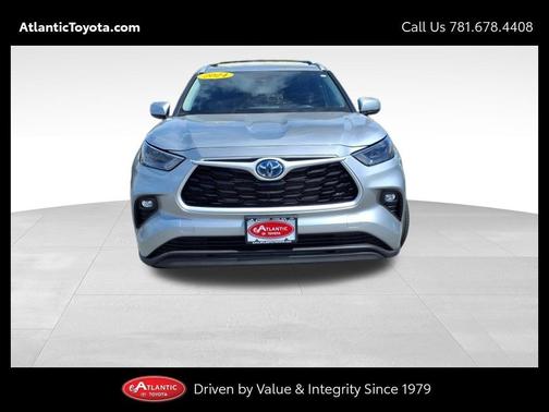 2024 Toyota Highlander Hybrid XLE