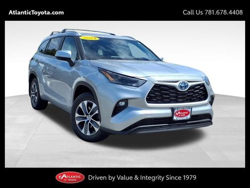 2024 Toyota Highlander Hybrid XLE