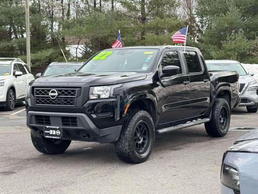 2022 Nissan Frontier S