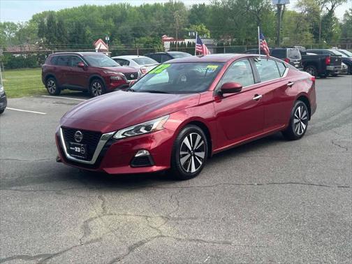 2022 Nissan Altima 2.5 SV