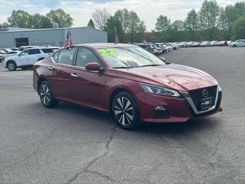 2022 Nissan Altima 2.5 SV