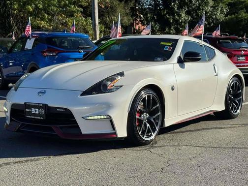 2017 Nissan 370Z NISMO Tech