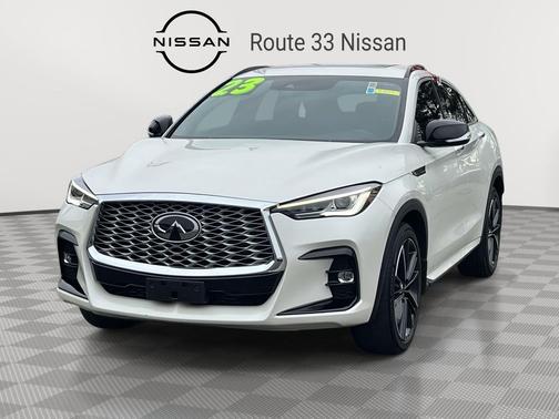 2023 INFINITI QX55 LUXE