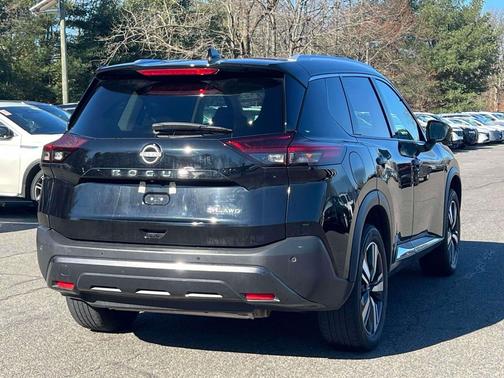 Super Black 2023 Nissan Rogue SL