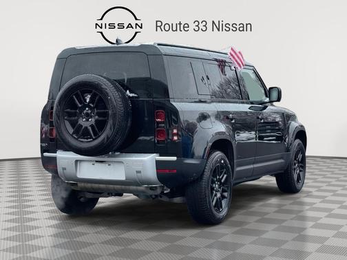 2025 Land Rover Defender 110 P300