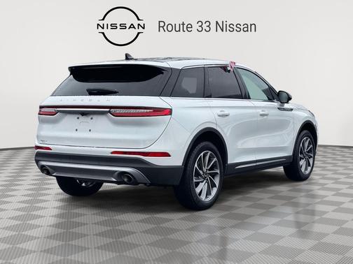 2023 Lincoln Corsair Standard