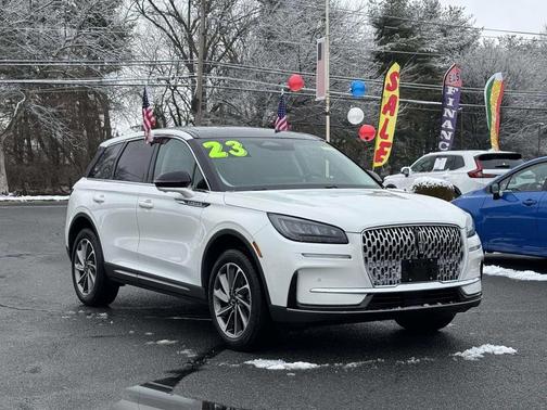 2023 Lincoln Corsair Standard