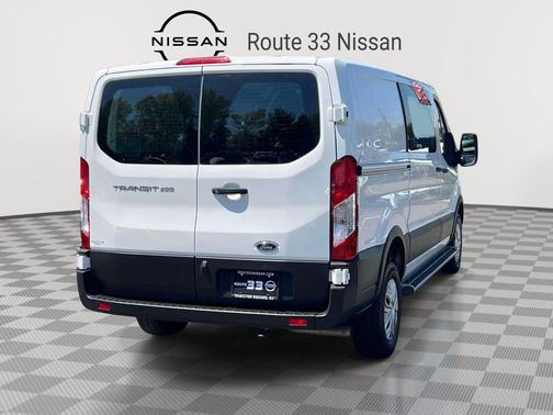 Oxford White 2024 Ford Transit-250 Base